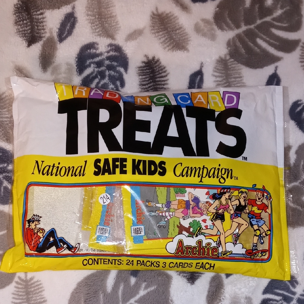 Archie Trading Card Treats. - NOS